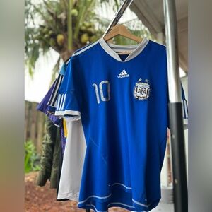 2010 adidas  Argentina Lionel Messi away jersey